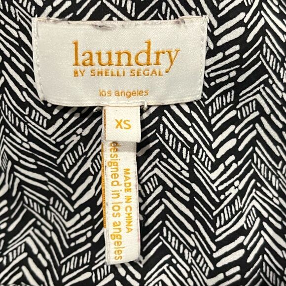 Laundry by Shelli Segal Blouse Long Sleeve V-Neck Printed Black White Size XS - Picture 3 of 4